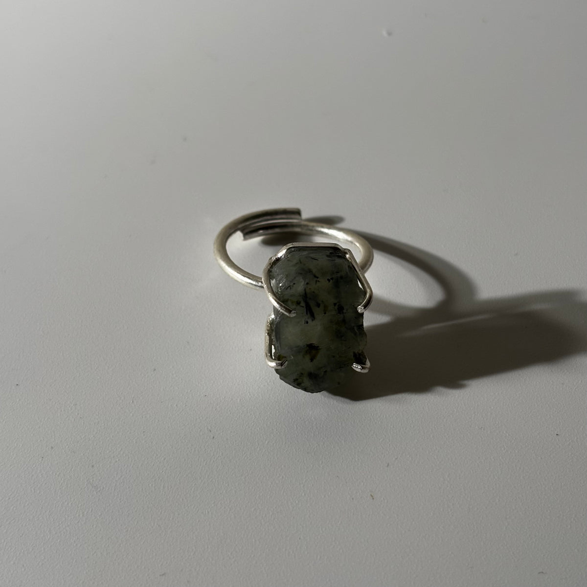 Prehnite Ring - Raw Natural Stone Silver Plated Adjustable | Elegancia