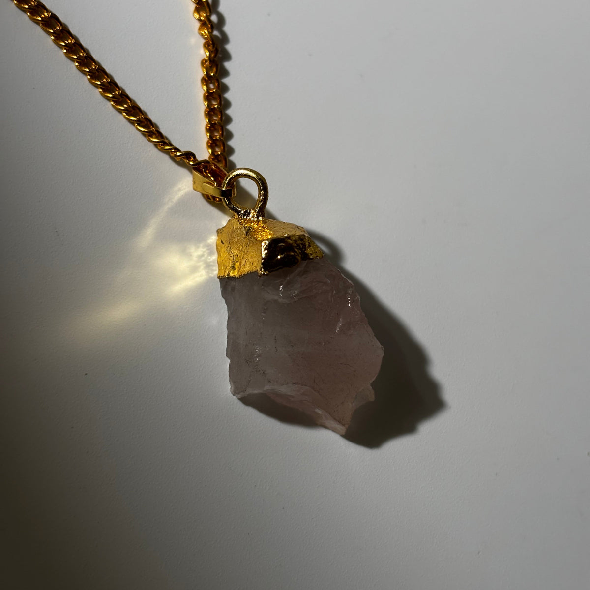 Rose Quartz Pendant - Raw Natural Stone Golden | Joya