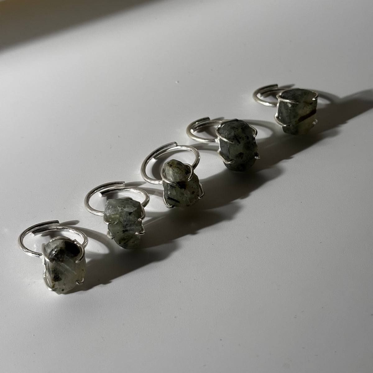 Prehnite Ring - Raw Natural Stone Silver Plated Adjustable | Elegancia