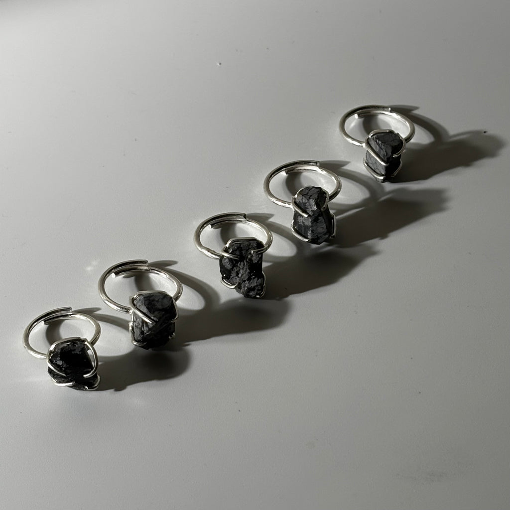 Snowflake Obsidian Ring - Raw Natural Stone Silver Plated Adjustable | Elegancia