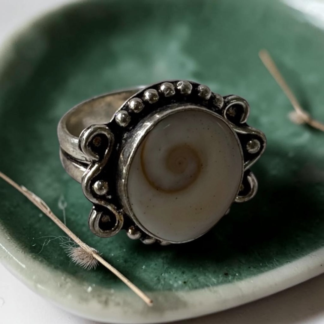Gomti Chakra Ring - Natural Sea Shell Oxidised Adjustable | Bendita III