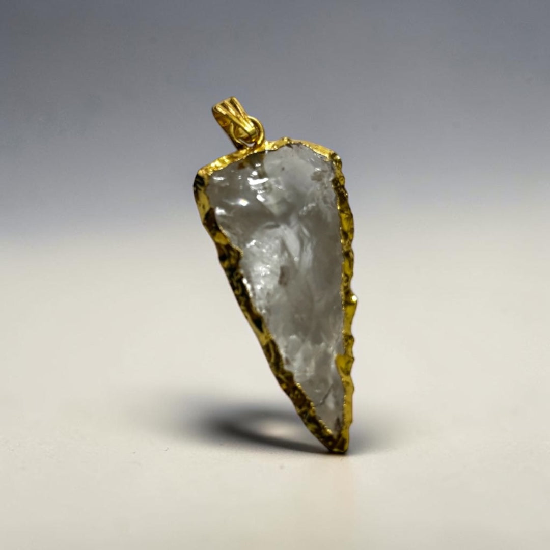 Clear Quartz Pendant - Arrow Head Carved Natural Stone Golden | Hermosa