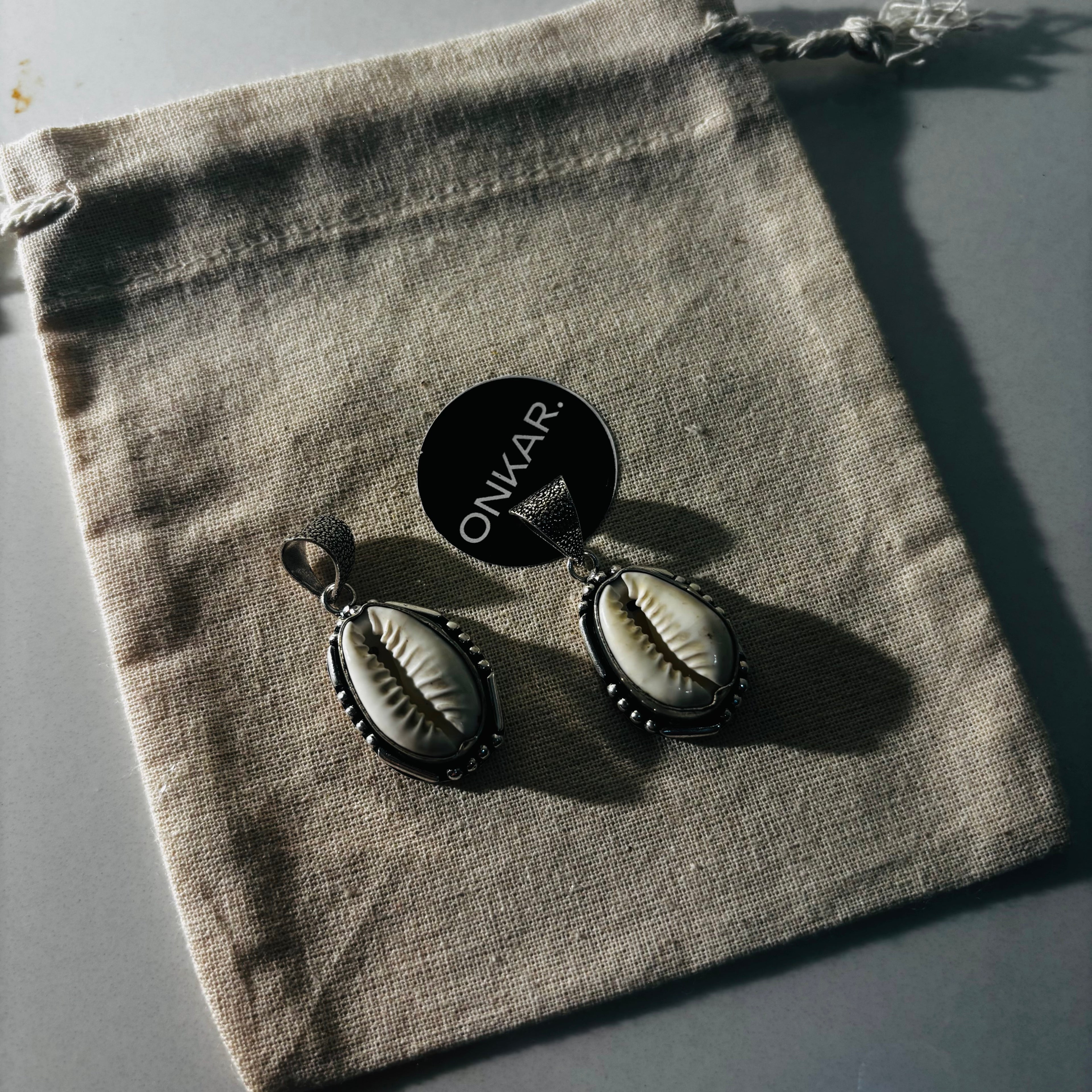 Kauri / Cowrie Shell Pendant - Natural Oxidised (Pack of 2)