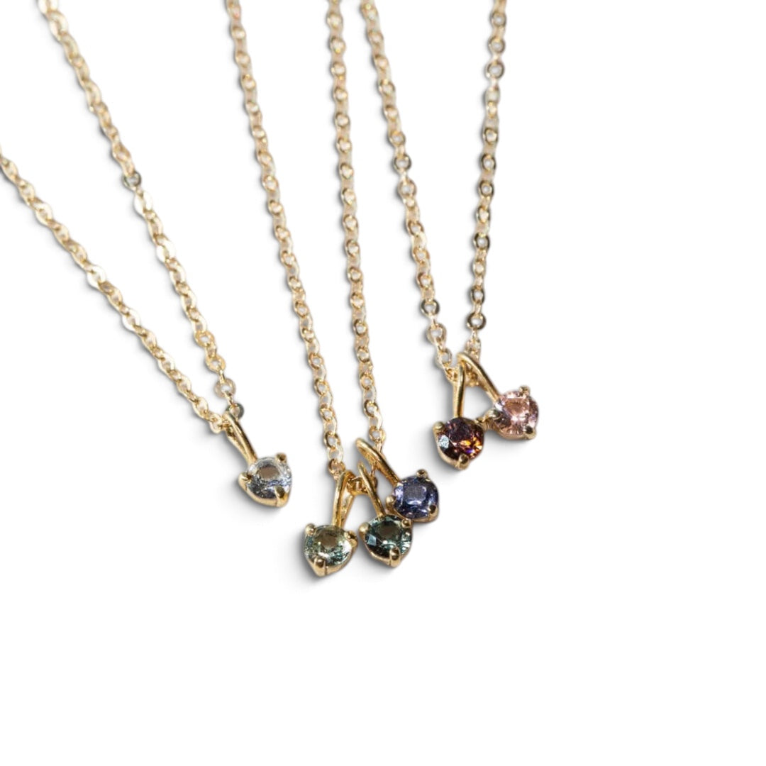 Assorted Crystals Pendant – Round Shape Faceted Stone Gold Plated | Vida