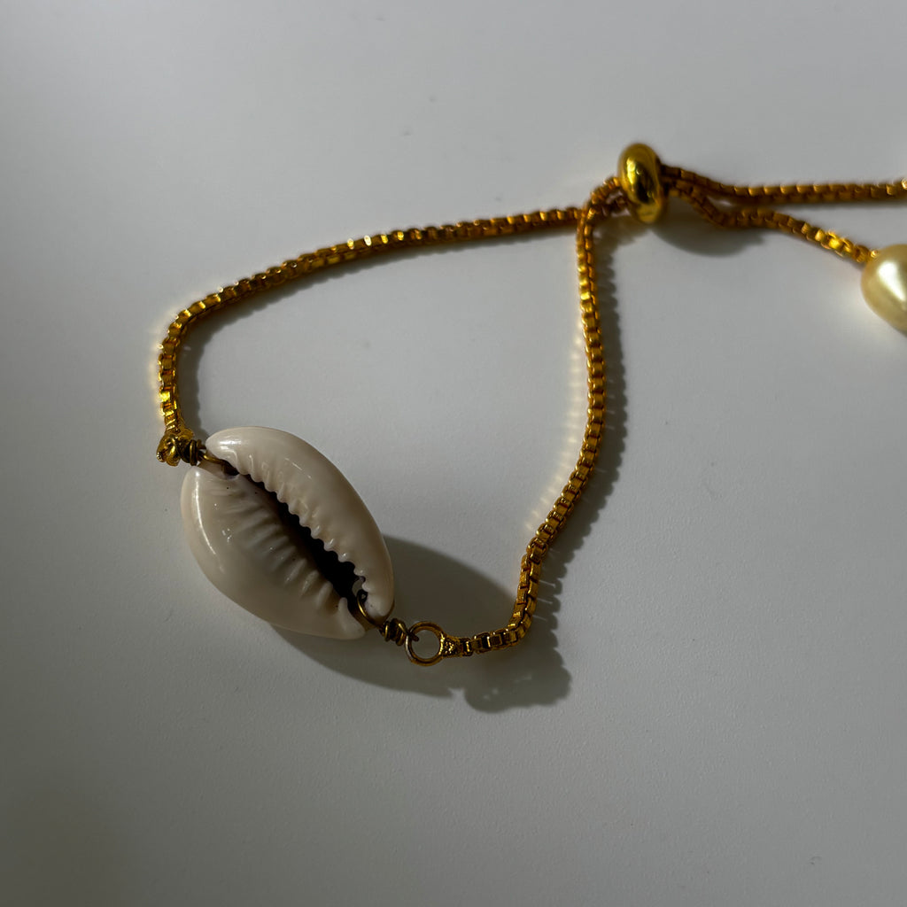 Kauri Shell Bracelet - Natural Cowrie Cowry Golden Adjustable | Mar I