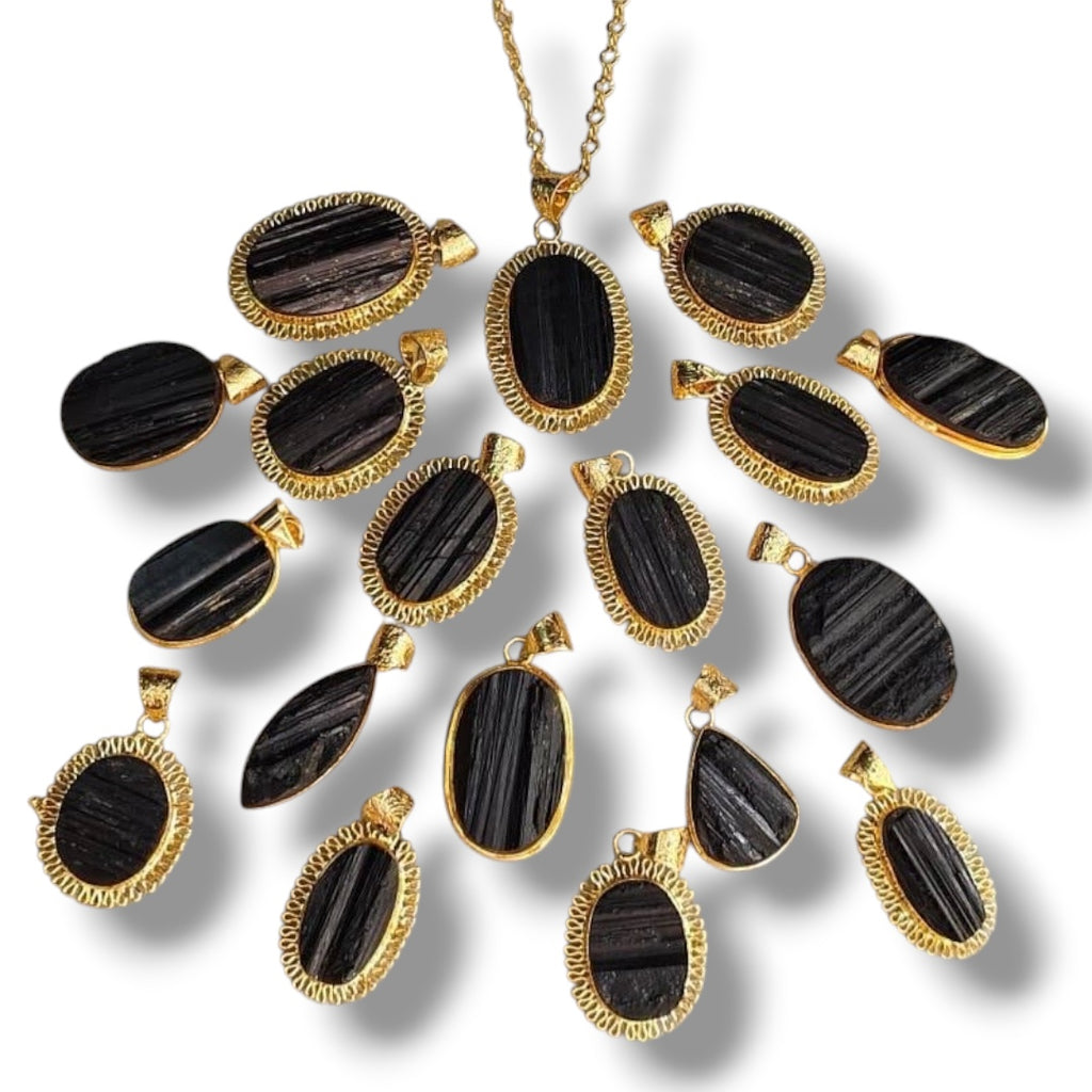 Black Tourmaline Pendant – Assorted Raw Big Natural Stone Gold Plated | Noche
